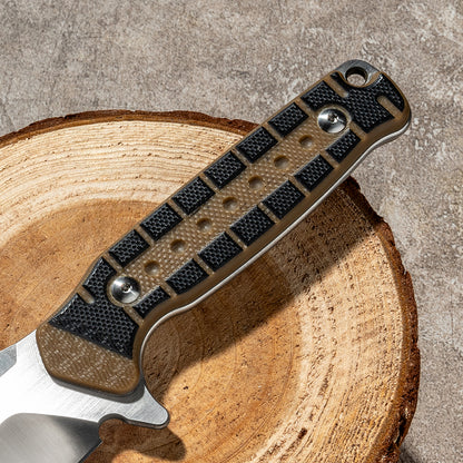 kniclad knife outdoor display
